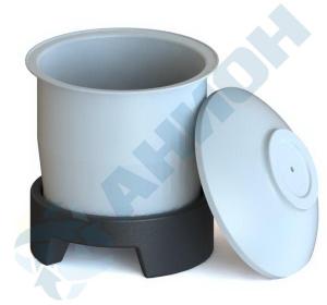 Баки для систем водоподготовки — Пластиковый бак 660ГП с подставкой — фото