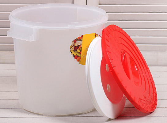 Емкости новые пластиковые АНИОН — Баки с отрезной крышкой — фото